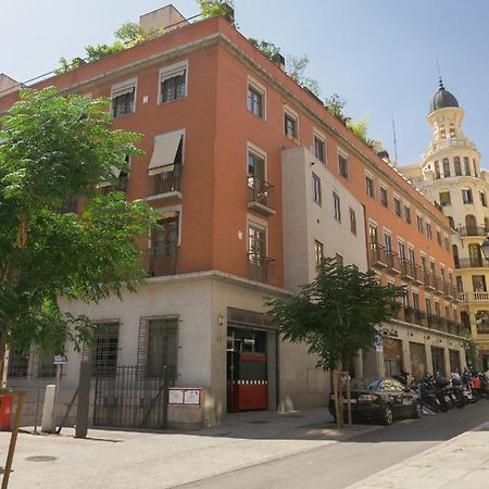Urban Hostel Madrid Exterior foto